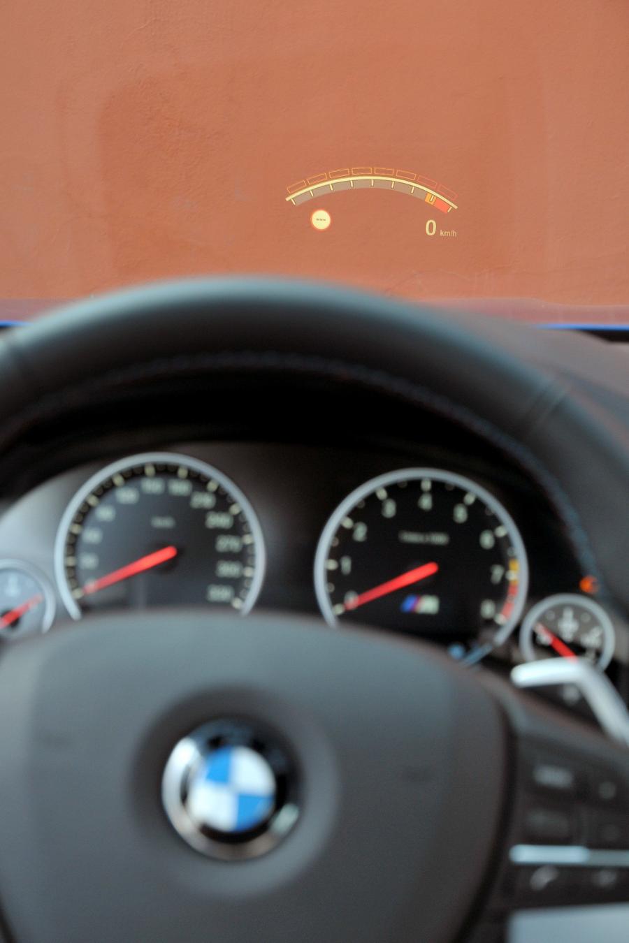  BMW M5 2011 года  (фото 40 из 344)